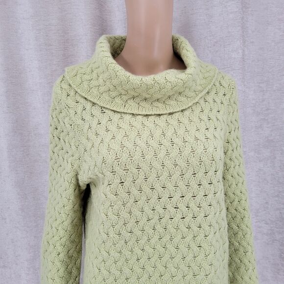 Harold's Cashmere Wasabi Spring Green Cable Knit Pointelle Cowl Neck Sweater - Picture 3 of 11